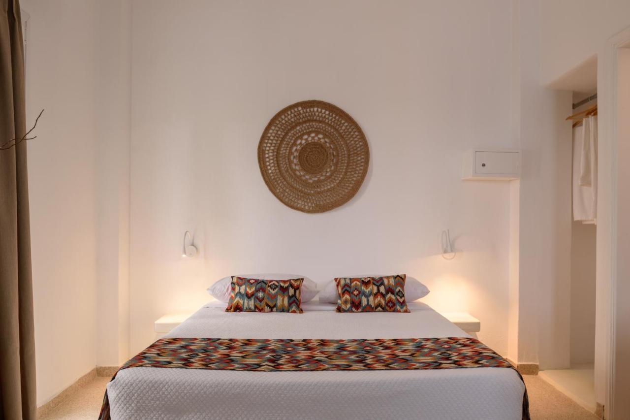Cal Day Rooms Santorini Перисса Экстерьер фото