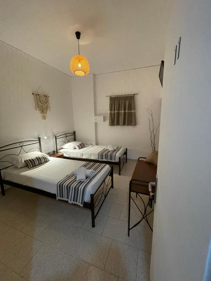 Cal Day Rooms Santorini Перисса Экстерьер фото