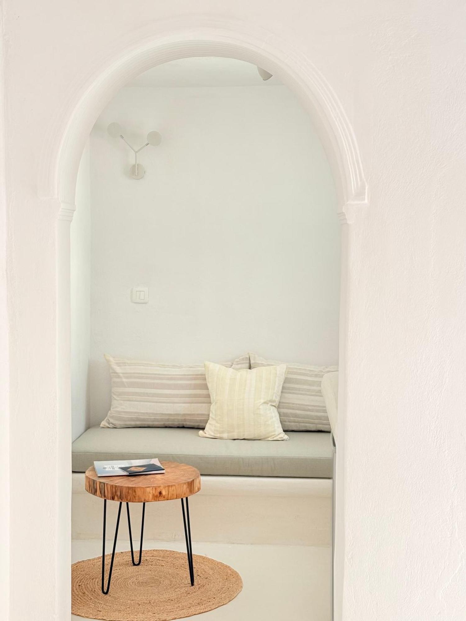 Cal Day Rooms Santorini Перисса Экстерьер фото